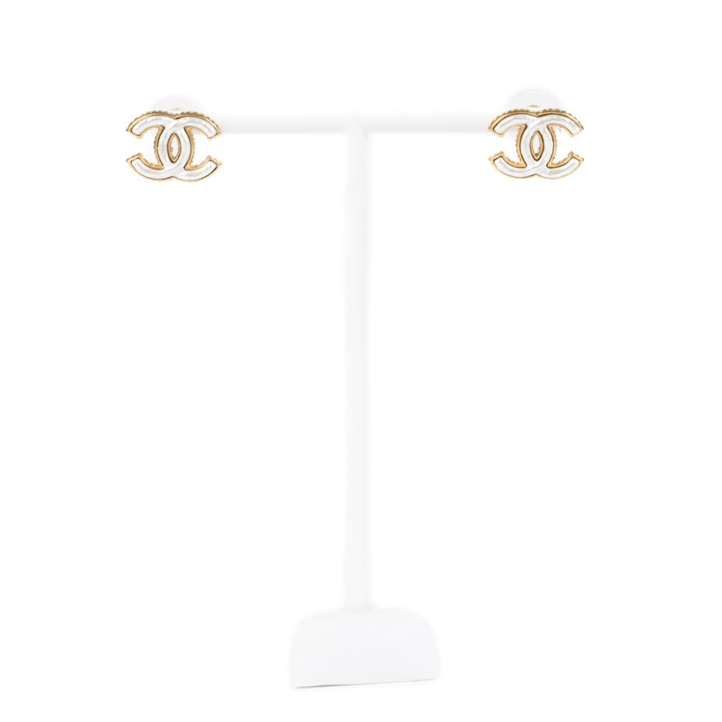 Chanel 23A Pearly CC Earrings