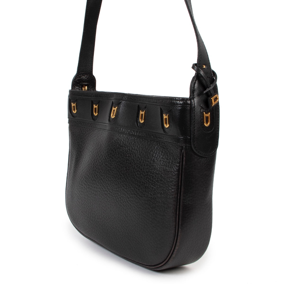 Shop safe online at Labellov in Antwerp this 100% authentic second hand Delvaux Black Leather Crossbody Bag