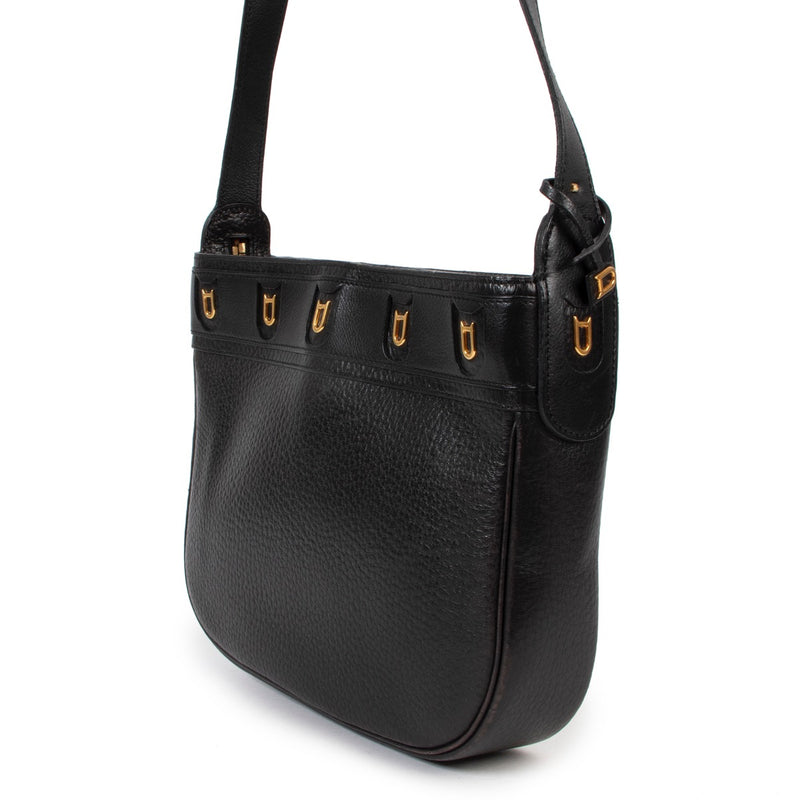 Shop safe online at Labellov in Antwerp this 100% authentic second hand Delvaux Black Leather Crossbody Bag