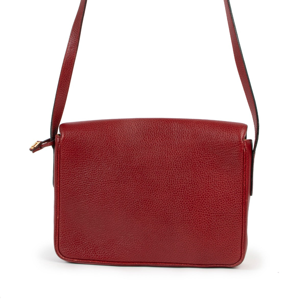 Shop safe online at Labellov in Antwerp this 100% authentic second hand Delvaux Burgundy Pebbled Leather Crossbody