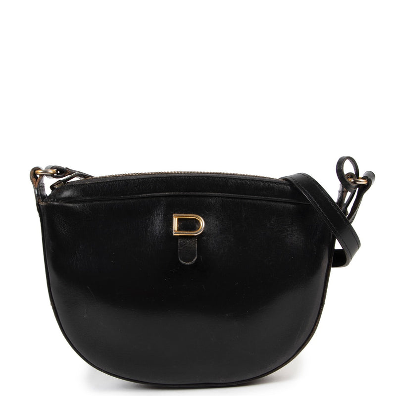 Buy online an authentic second hand Delvaux black box leather crossbody in preloved condition at Labellov in Antwerp.