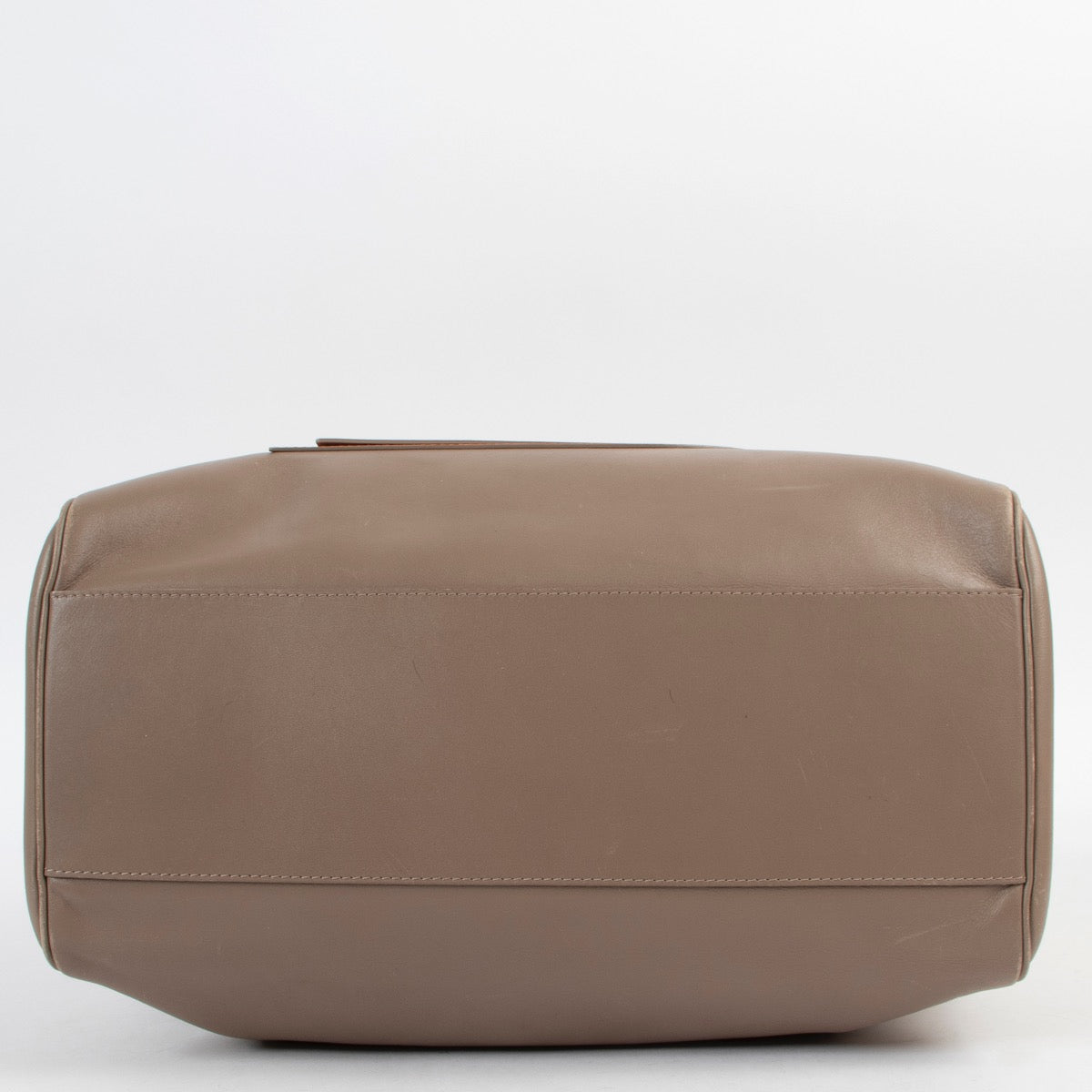 Buy online an authentic second hand Delvaux taupe Louise Satchel Allure Bicolore shoulder bag in very good condition at Labellov in Antwerp.