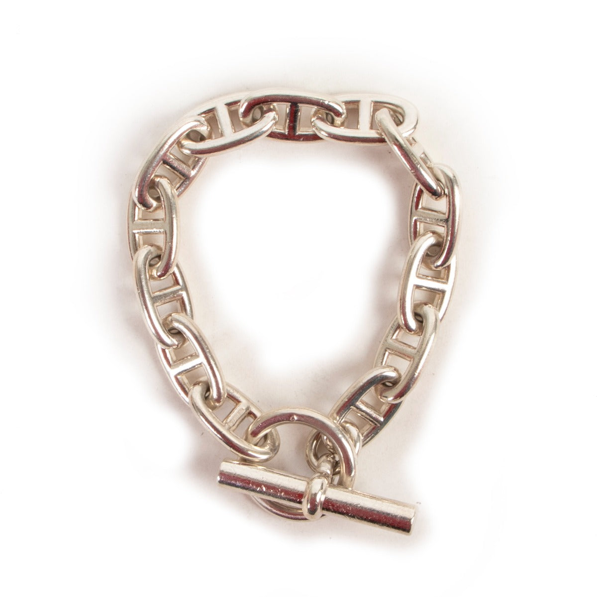 Buy online an authentic second hand Hermès Chaine D'Ancre Silver Bracelet in very good condition at Labellov in Antwerp.