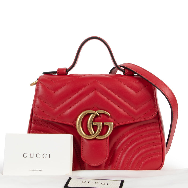 Shop safe online at Labellov in Antwerp this 100% authentic second hand Gucci Red Mini GG Marmont Handle Bag
