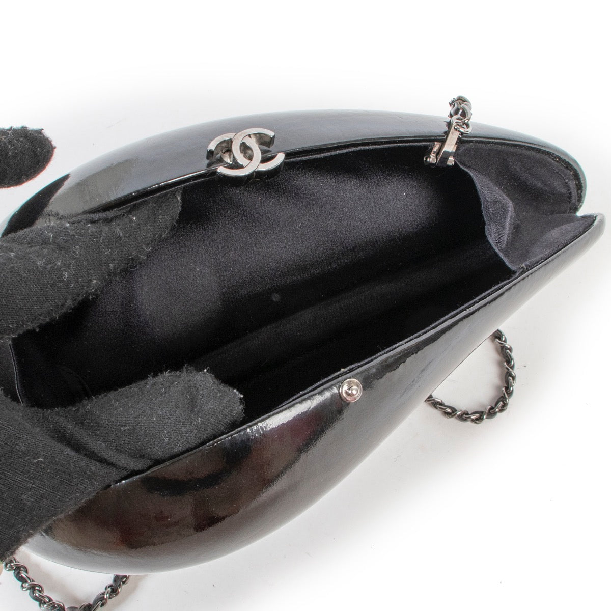 Exclusive designer luxury Chanel Mobile Art Zaha Hadid Limited Edition Clutch With Chain Bag at Labellov