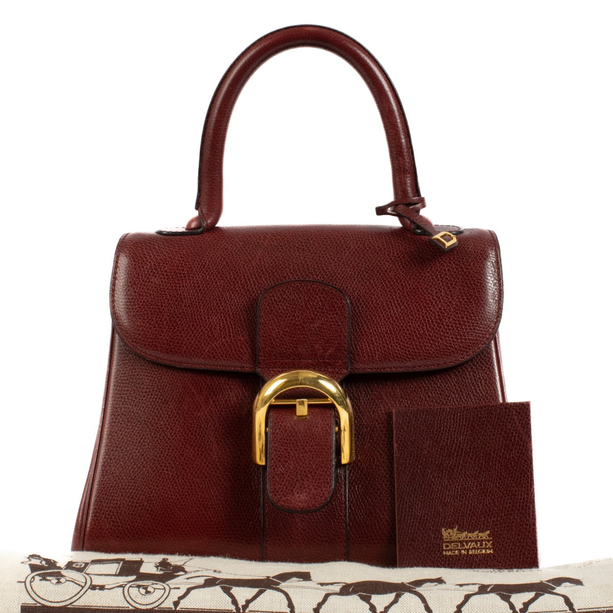 Shop safe online at Labellov in Antwerp, Brussels and knokke this 100% authentic second hand Delvaux Burgundy Vintage Brillant PM Bag