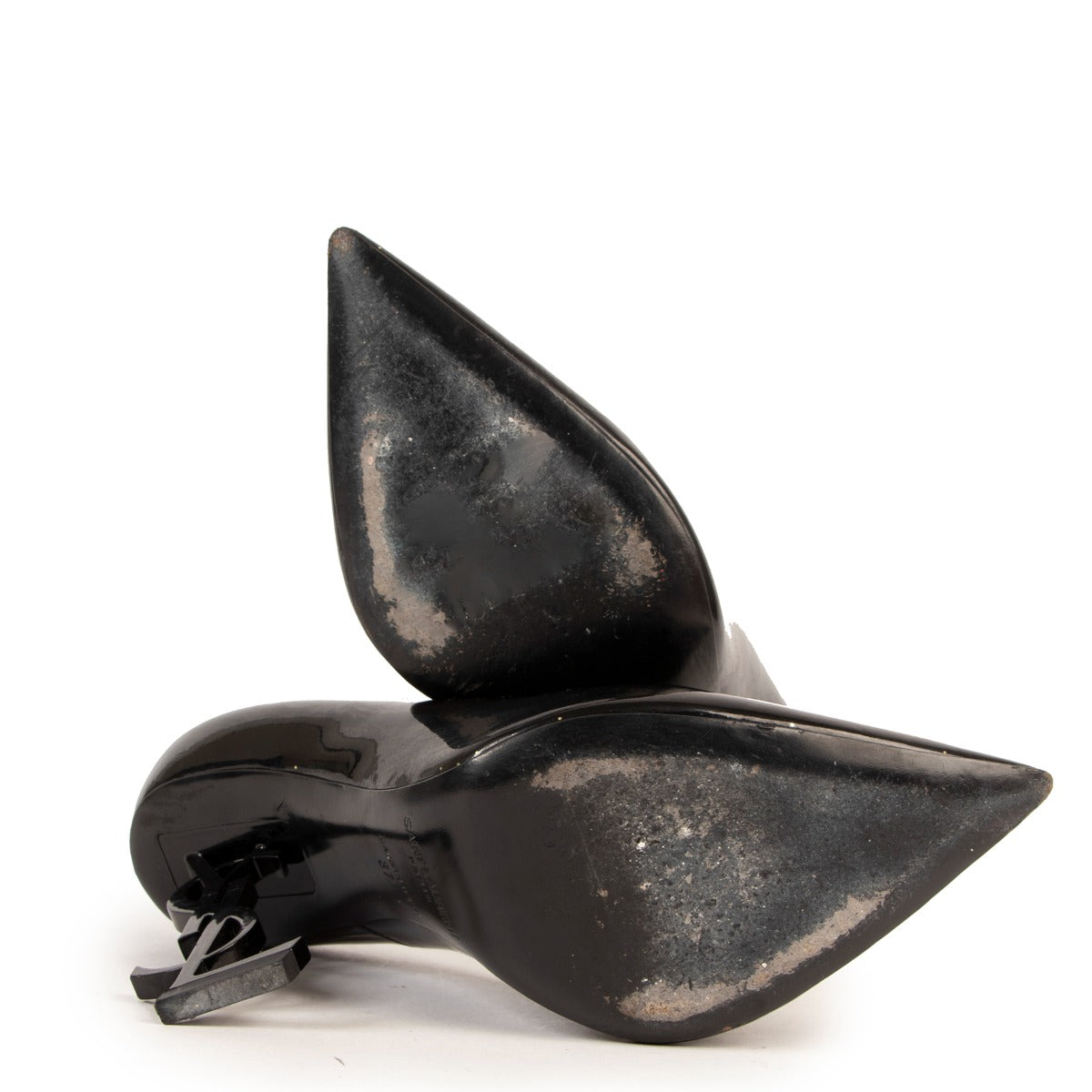 Second hand designer luxury fashion Saint Laurent Opyum 110 Patent Leather Pumps at Labellov