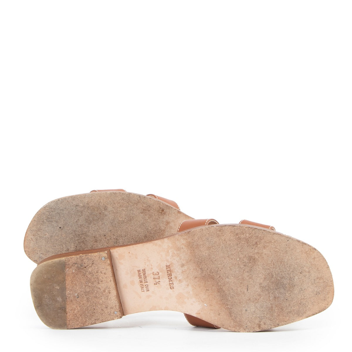 Buy online authentic second hand Hermès Brown Oran Sandals in good condition at Labellov in Antwerp.