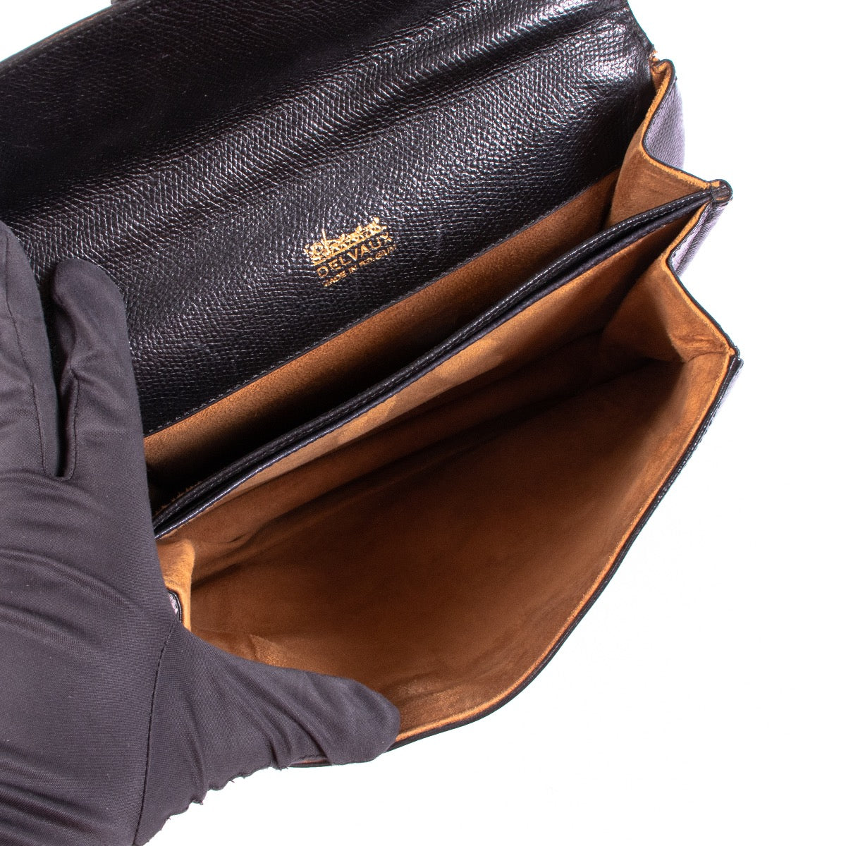 shop safe online at Labellov in Antwerp this 100% authentic second hand Delvaux Black Baudrier Shoulder Bagshop safe online at Labellov in Antwerp this 100% authentic second hand Delvaux Black Baudrier Shoulder Bag