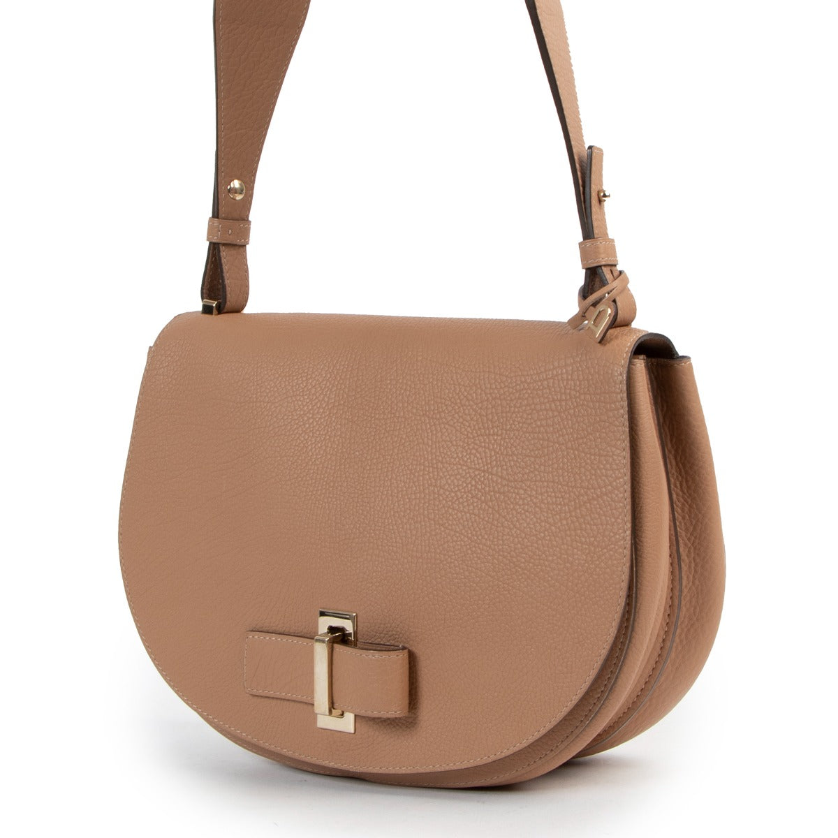 Labellov second hand designer luxury Delvaux Le Mutin Nude Crispy Calf.