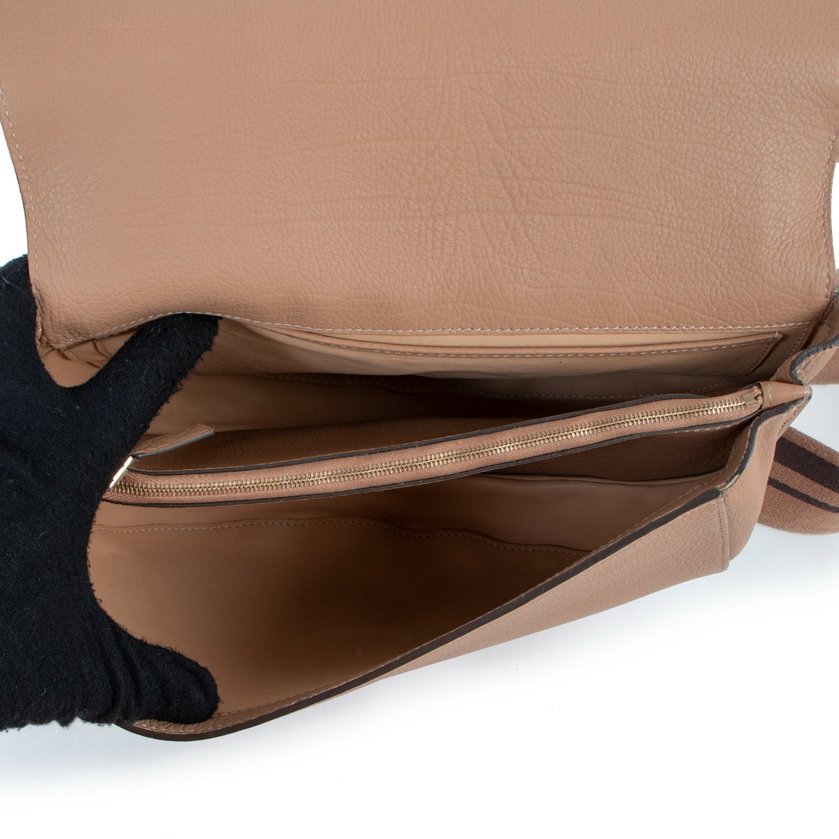 Labellov second hand designer luxury Delvaux Le Mutin Nude Crispy Calf.