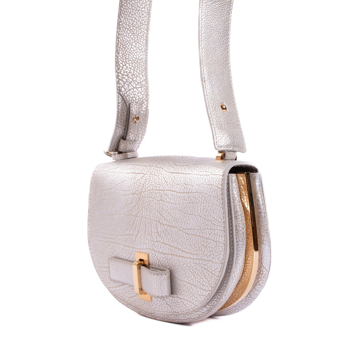 Shop safe online at Labellov in Antwerp, Brussels or Knokke this 100% authentic second hand Delvaux Le Mutin Mini Silver Crispy Calf Crossbody