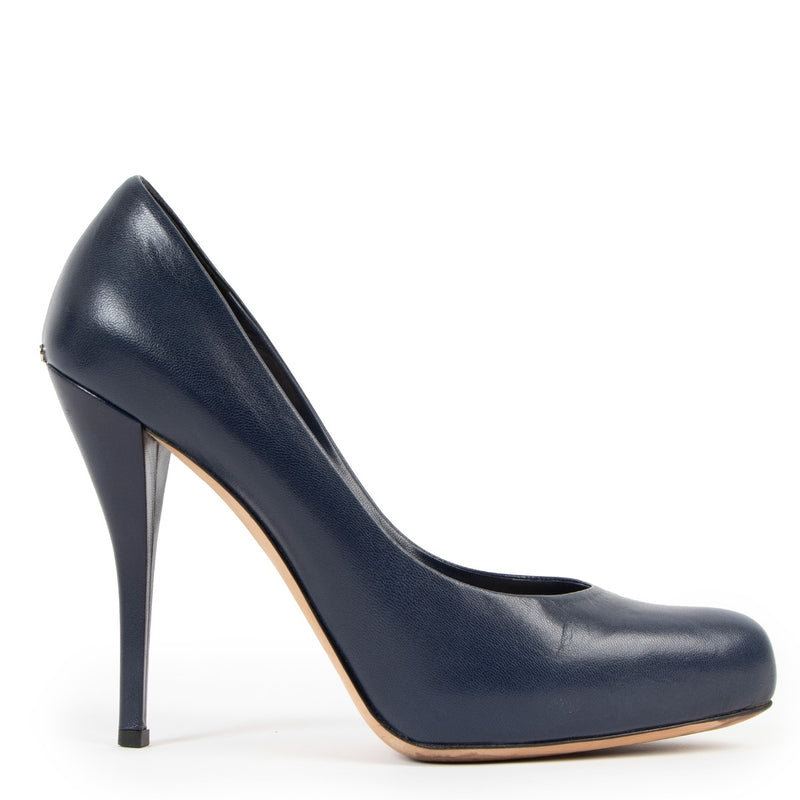 Shop second hand Christian Dior Blue Leather Concealed Platform Pumps at Labellov