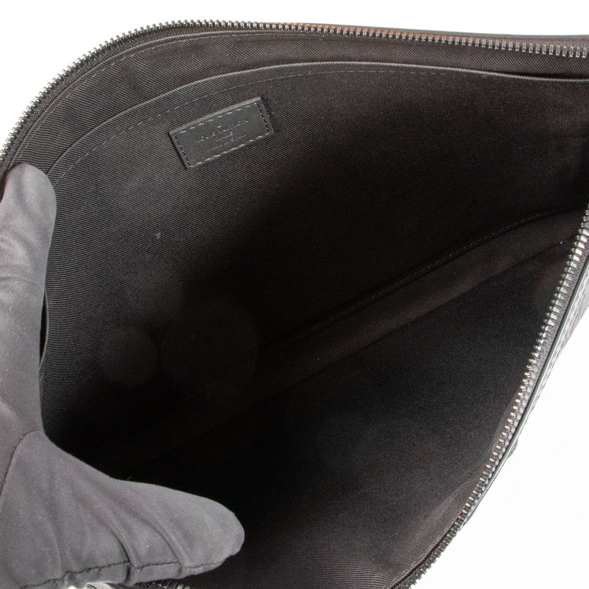 shop 100% authentic second hand Louis Vuitton Black Discovery Clutch on Labellov.com