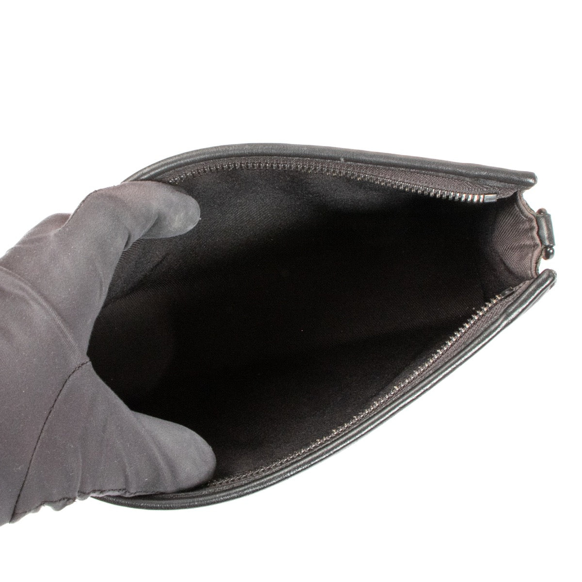 shop 100% authentic second hand Louis Vuitton Black Gaston Wearable Wallet on Labellov.com
