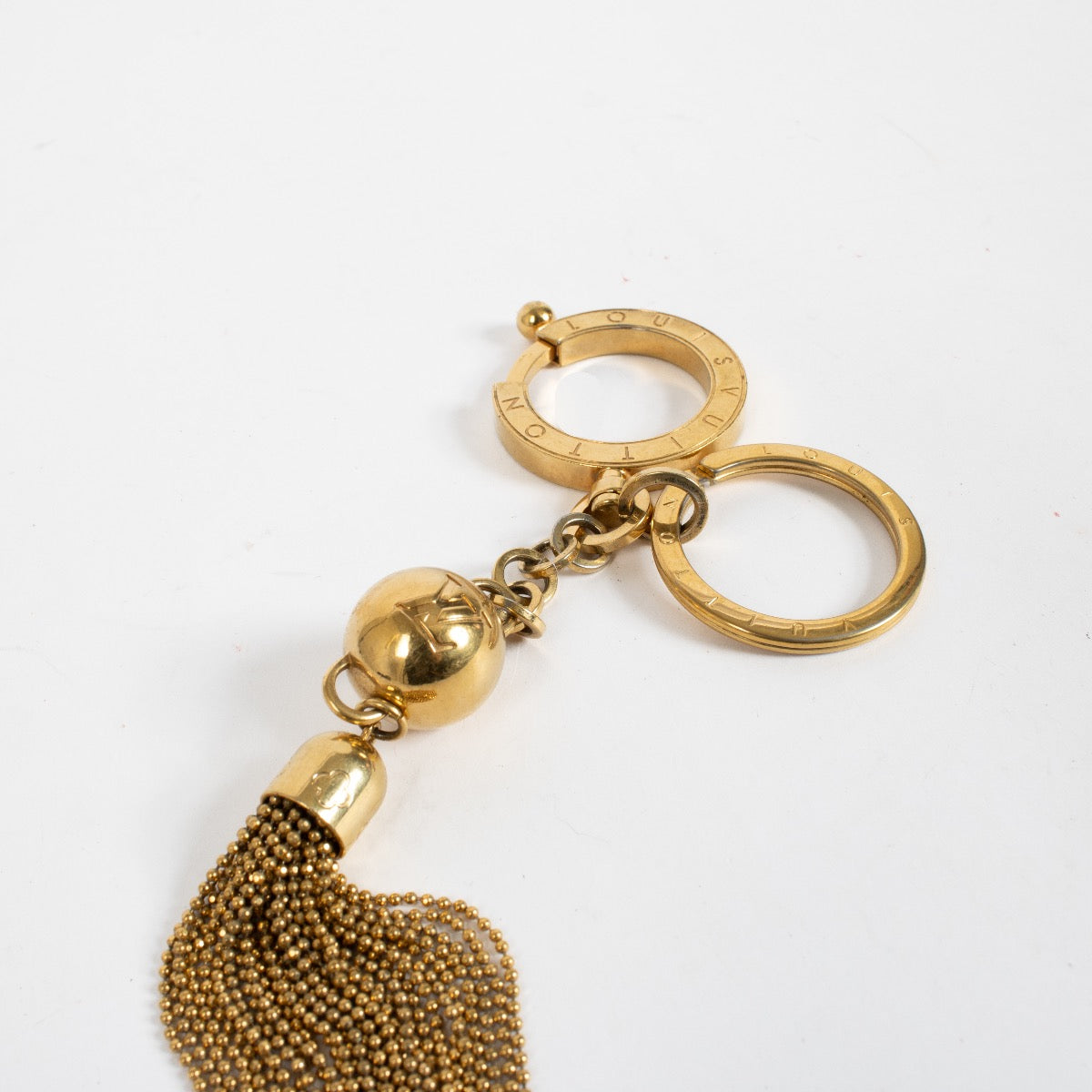 shop 100% authentic second hand Louis Vuitton Gold Swing Key Charm on Labellov.com