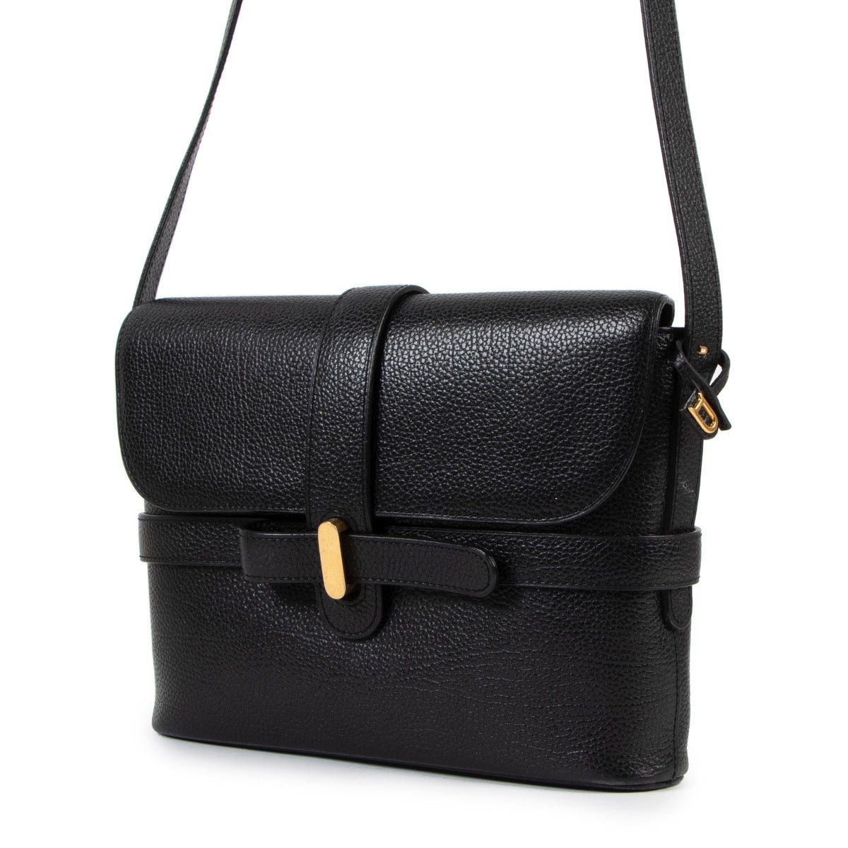 Buy online an authentic second hand Delvaux Simoun PM black leather crossbody bag in very good condition at Labellov in Antwerp.