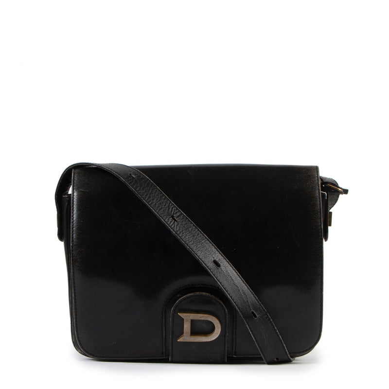 Buy online an authentic second hand Delvaux Black Vintage Heureux Crossbody in preloved condition at Labellov in Antwerp.