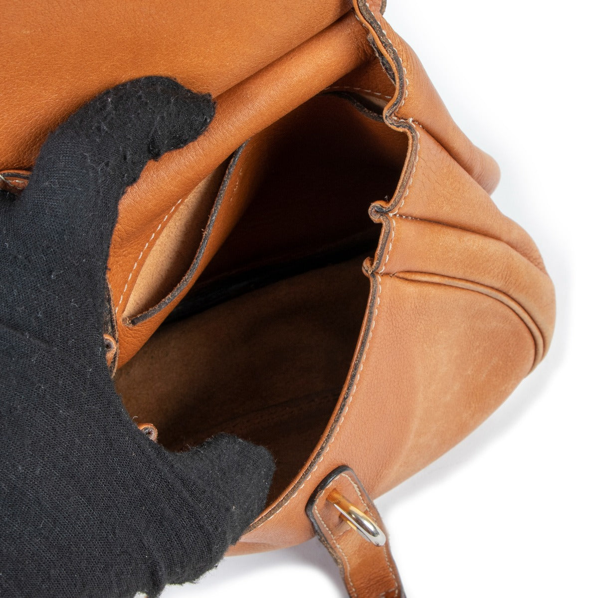 Shop safe online at Labellov in Antwerp this 100% authentic second hand Delvaux vintage Mini Cerceau Crossbody Bag at Labellov