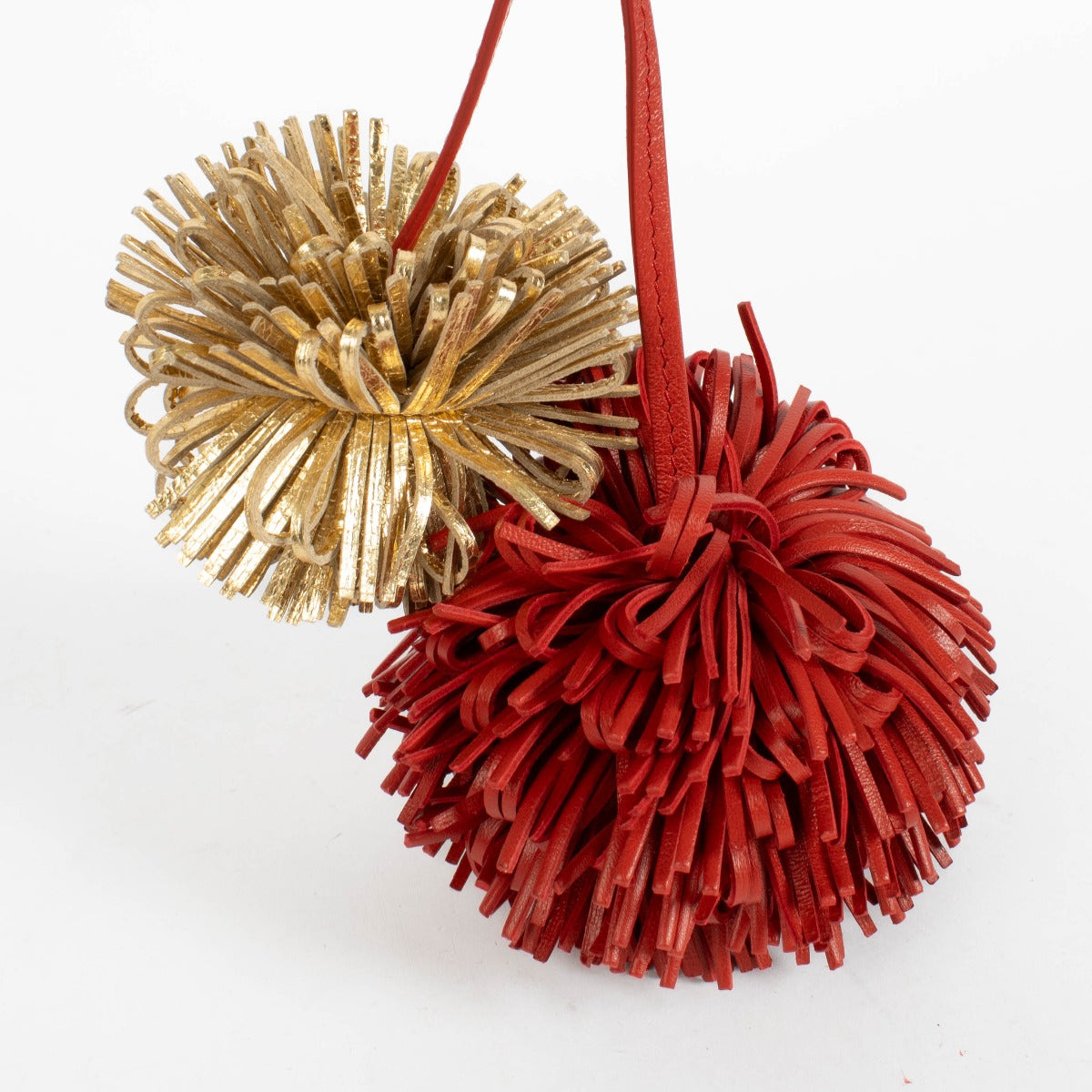 shop 100% authentic second hand Chanel Holiday 2025 Pompom Charm on Labellov.com