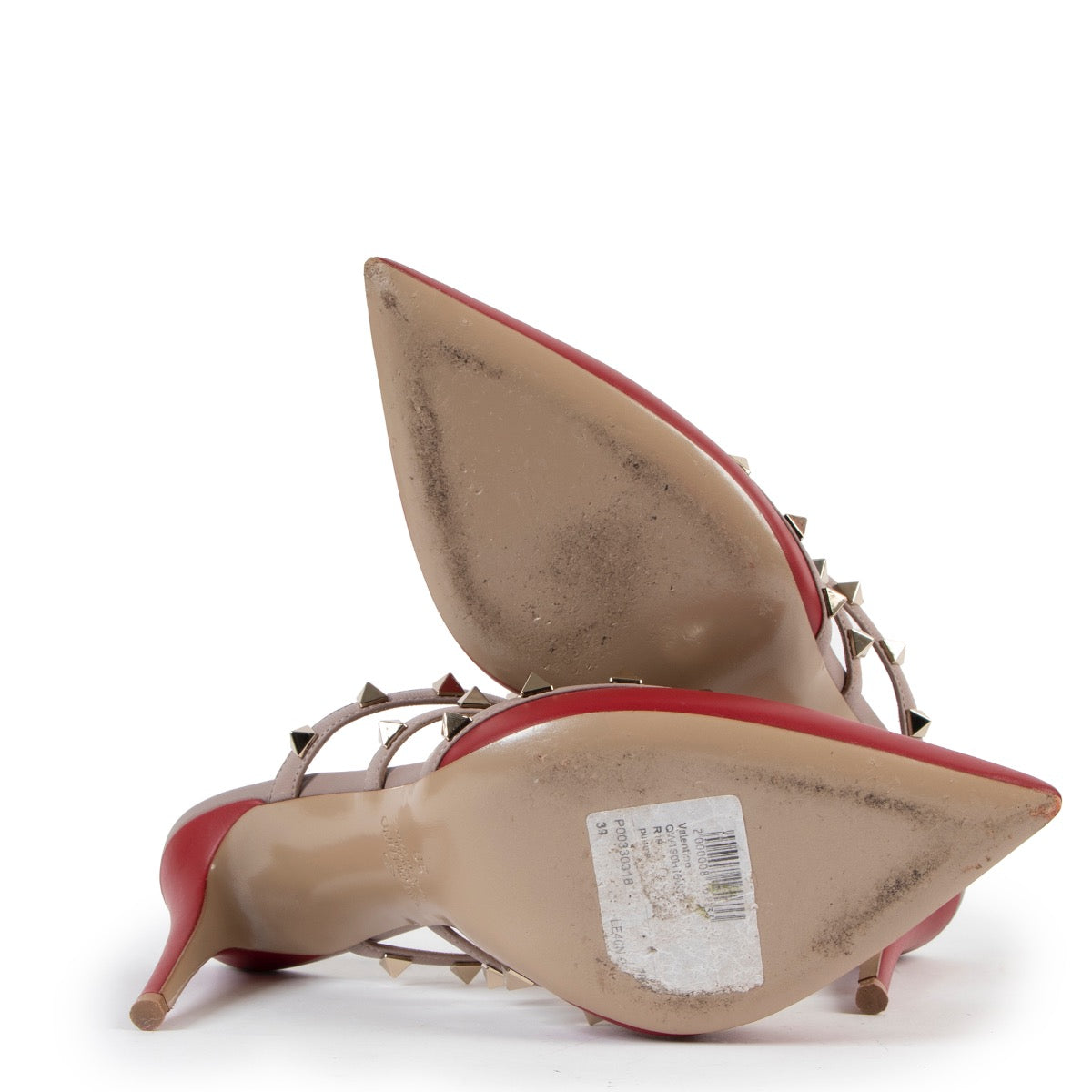 Shop safe online this 100% authentic second hand Valentino Red Rockstud Mules - size 39 at Labellov in Antwerp