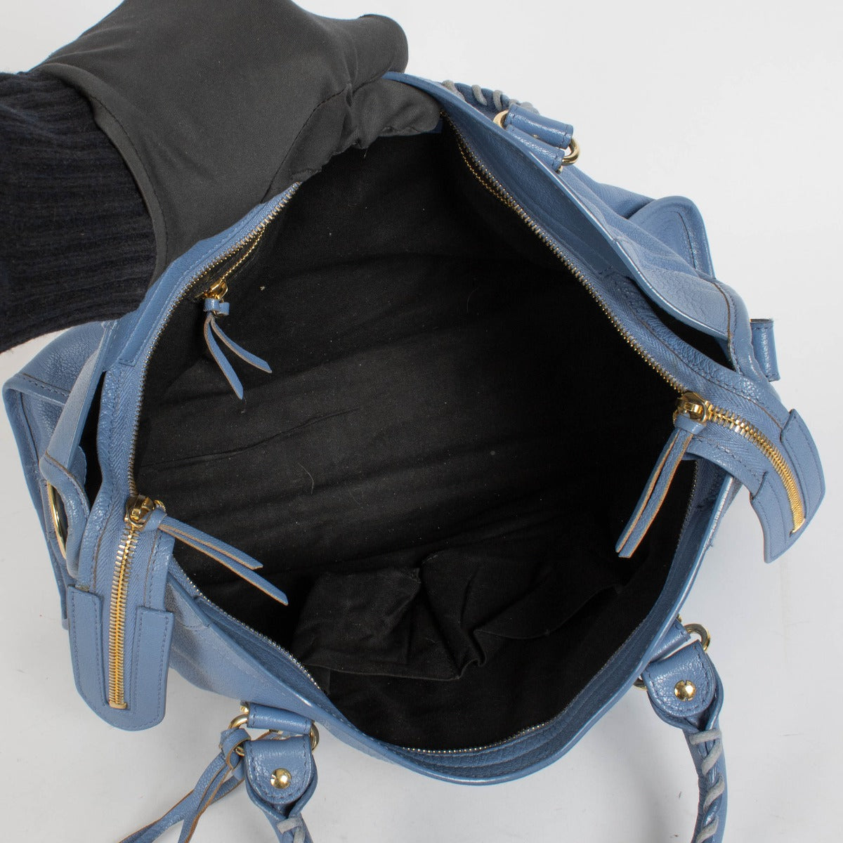 Shop this authentic Balenciaga Blue City Bag pre-loved on Labellov.com