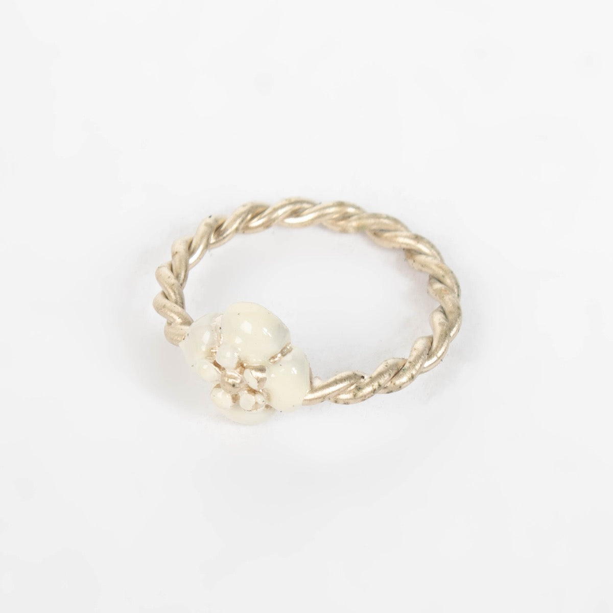 Authentic pre-loved Chanel Duo Silver Ring on Labellov.com