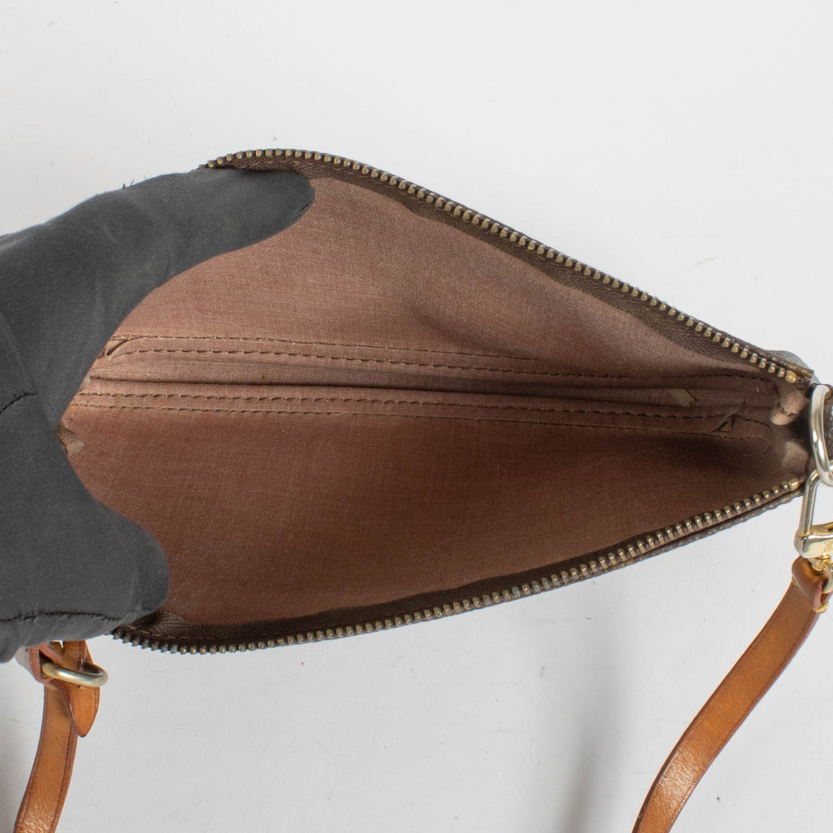 Shop this authentic Louis Vuitton Monogram Limited Graffiti Top handle pre-loved on Labellov.com