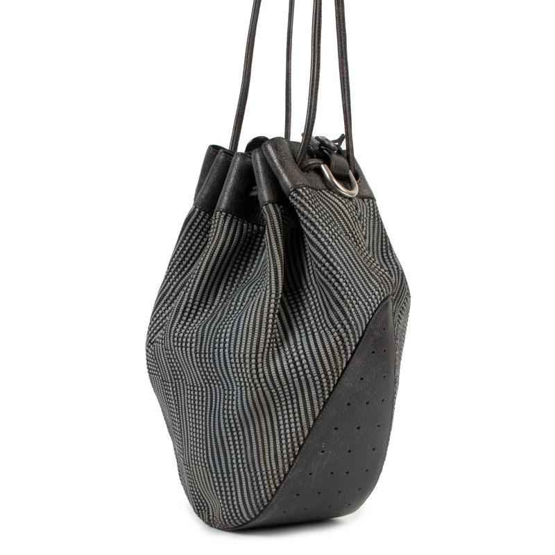 Buy online an authentic second hand Delvaux Tabarin Grey Toile De Cuir Bucket Bag in good condition at Labellov in Antwerp.