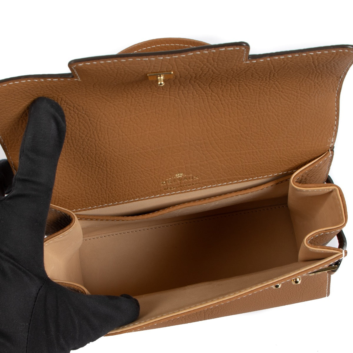 shop 100% authentic second hand Delvaux Tempête PM Vegetal Cripsy Calf Top Handle on Labellov.com