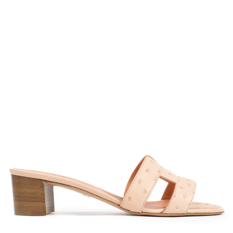 Hermès Rose Pink Nude Ostrich Oasis Sandals