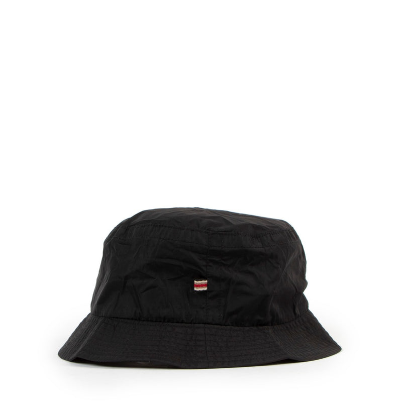 Shop safe online at Labellov in Antwerp this 100% authentic second hand Burberry Black Rain Bucket Hat - Size S