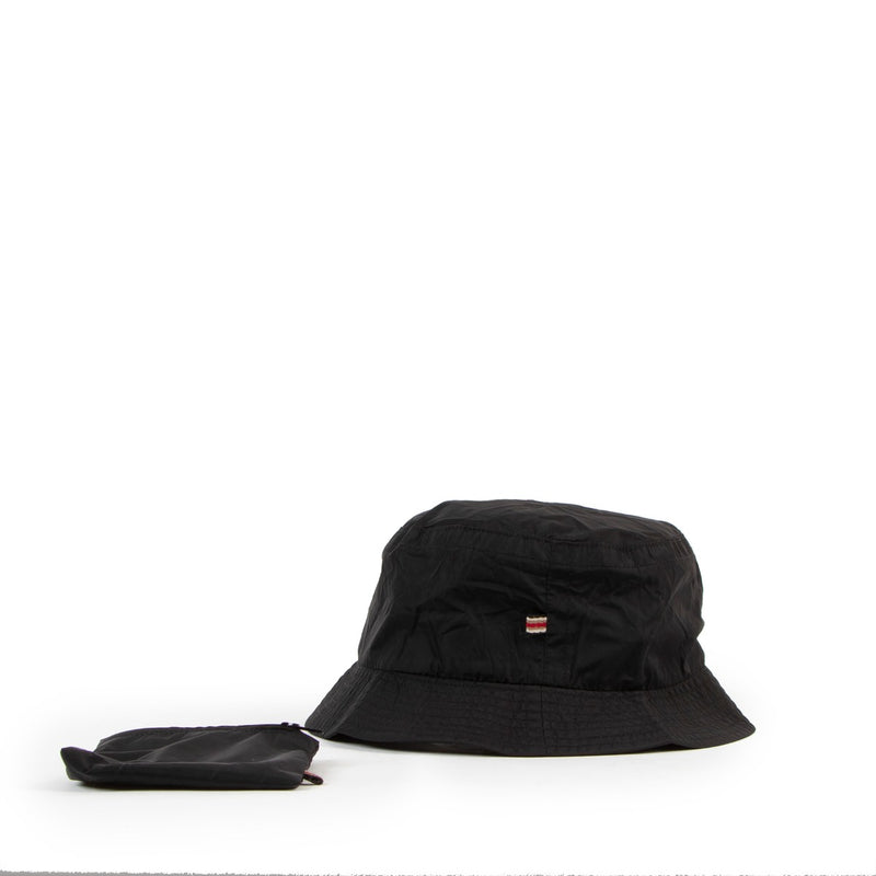 Shop safe online at Labellov in Antwerp this 100% authentic second hand Burberry Black Rain Bucket Hat - Size S