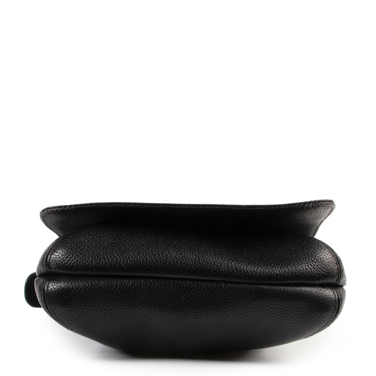 Buy online an authentic second hand Delvaux Black Louise Baudrier PM Tressé Crossbody Bag in preloved condition at Labellov in Antwerp.