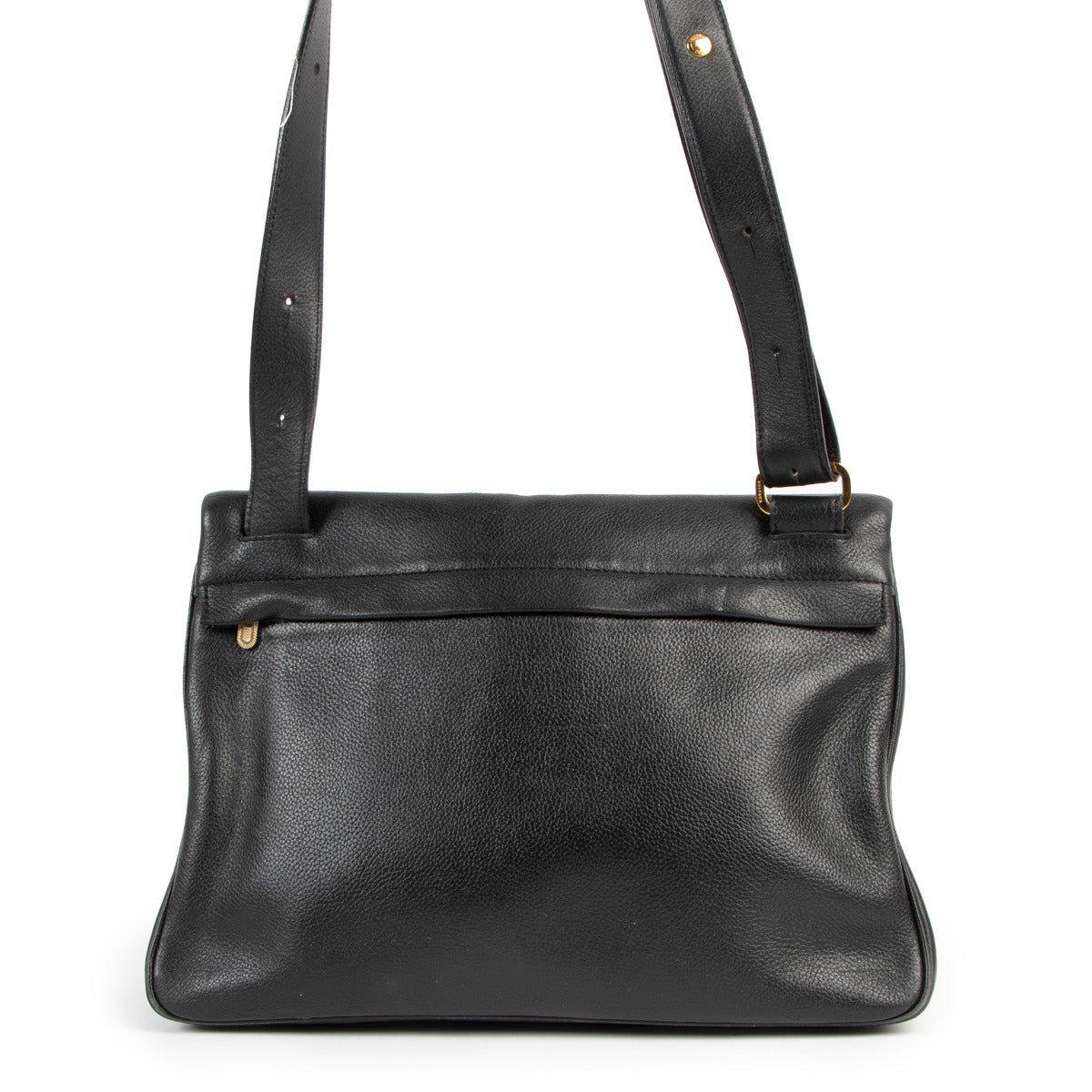 Buy online an authentic second hand Delvaux Black leather Relais Shoulder Bag in good condition at Labellov in Antwerp.