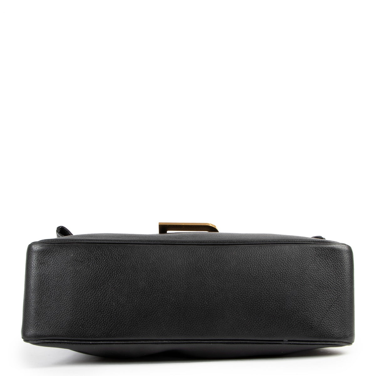 Buy online an authentic second hand Delvaux Black leather Relais Shoulder Bag in good condition at Labellov in Antwerp.