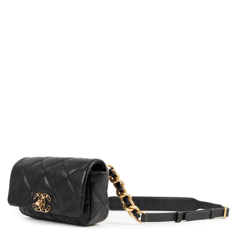 Chanel Cruise 2020 Black Lambskin 19 Waist Bag, Chanel second hand Cruise 2020 Black Lambskin 19 Waist Bag, Chanel preloved Cruise 2020 Black Lambskin 19 Waist Bag, Chanel Black 19 Waist Bag, Chanel second hand Black Lambskin 19 Waist Bag