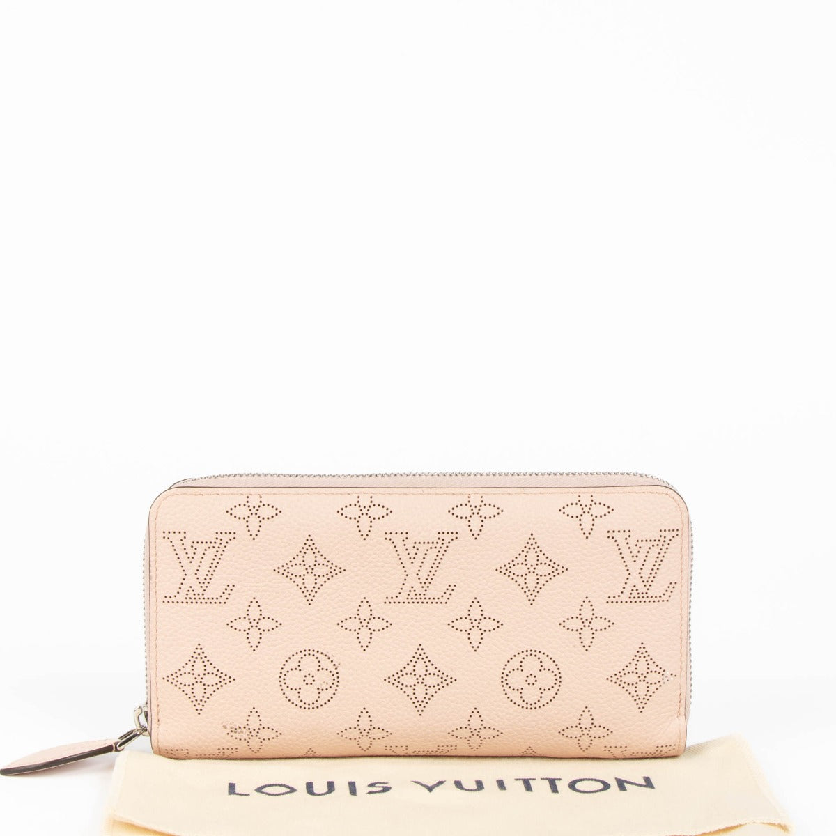 Shop the authentic Louis Vuitton Pink Mahina Zippy Wallet second hand on Labellov.com