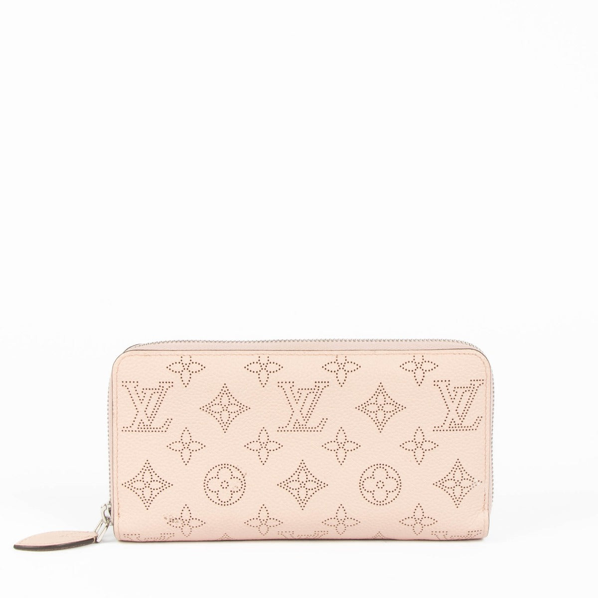 Shop the authentic Louis Vuitton Pink Mahina Zippy Wallet second hand on Labellov.com