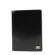 Buy an authentic second hand Salvatore Ferragamo Black Leather Wallet in very good condition at Labellov