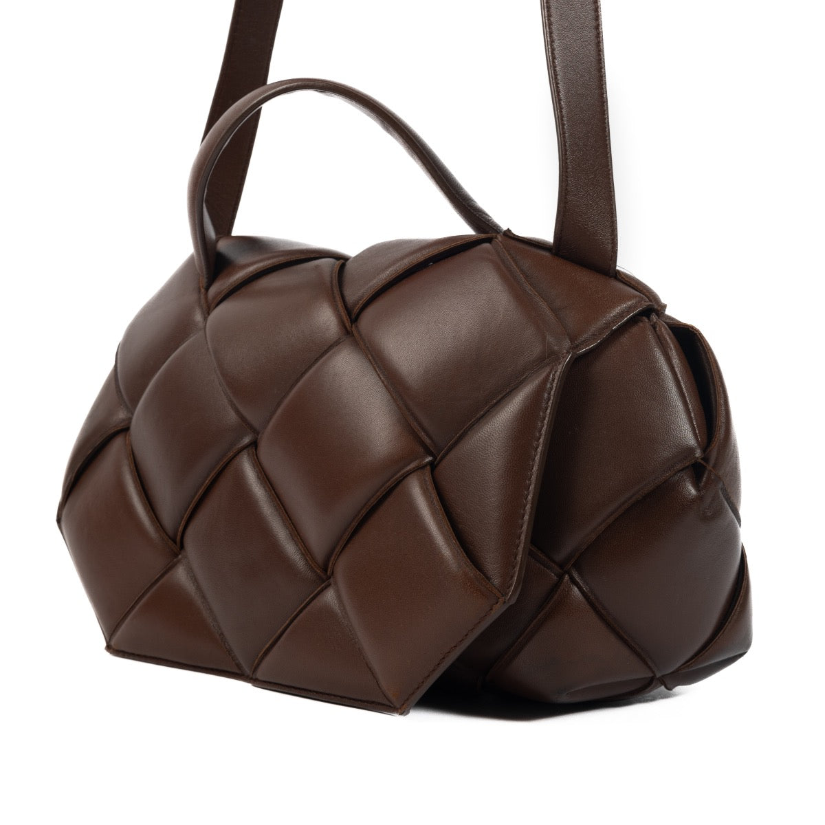 Shop 100% authentic second-hand Bottega Veneta Brown Nappa Top Handle on Labellov.com