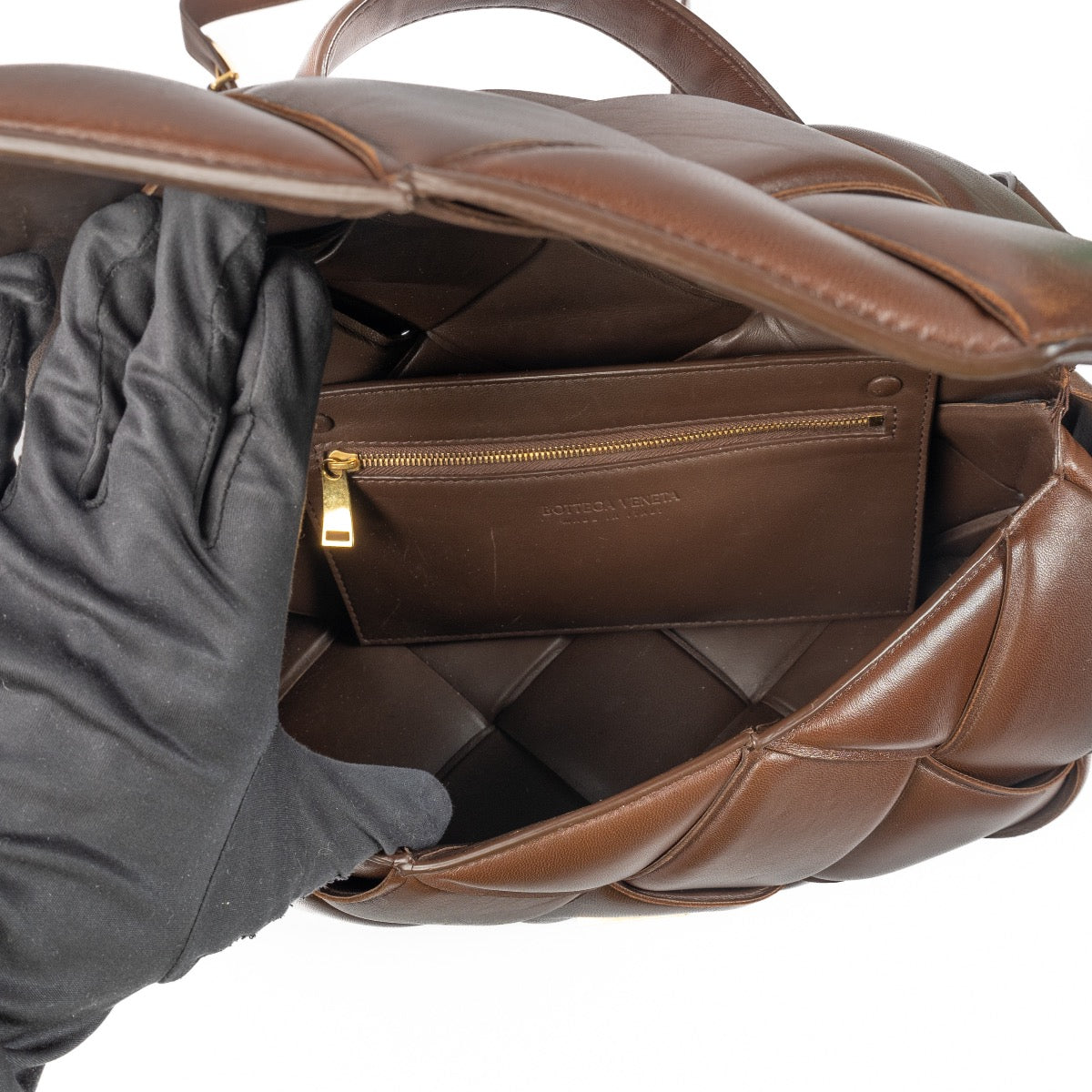 Shop 100% authentic second-hand Bottega Veneta Brown Nappa Top Handle on Labellov.com