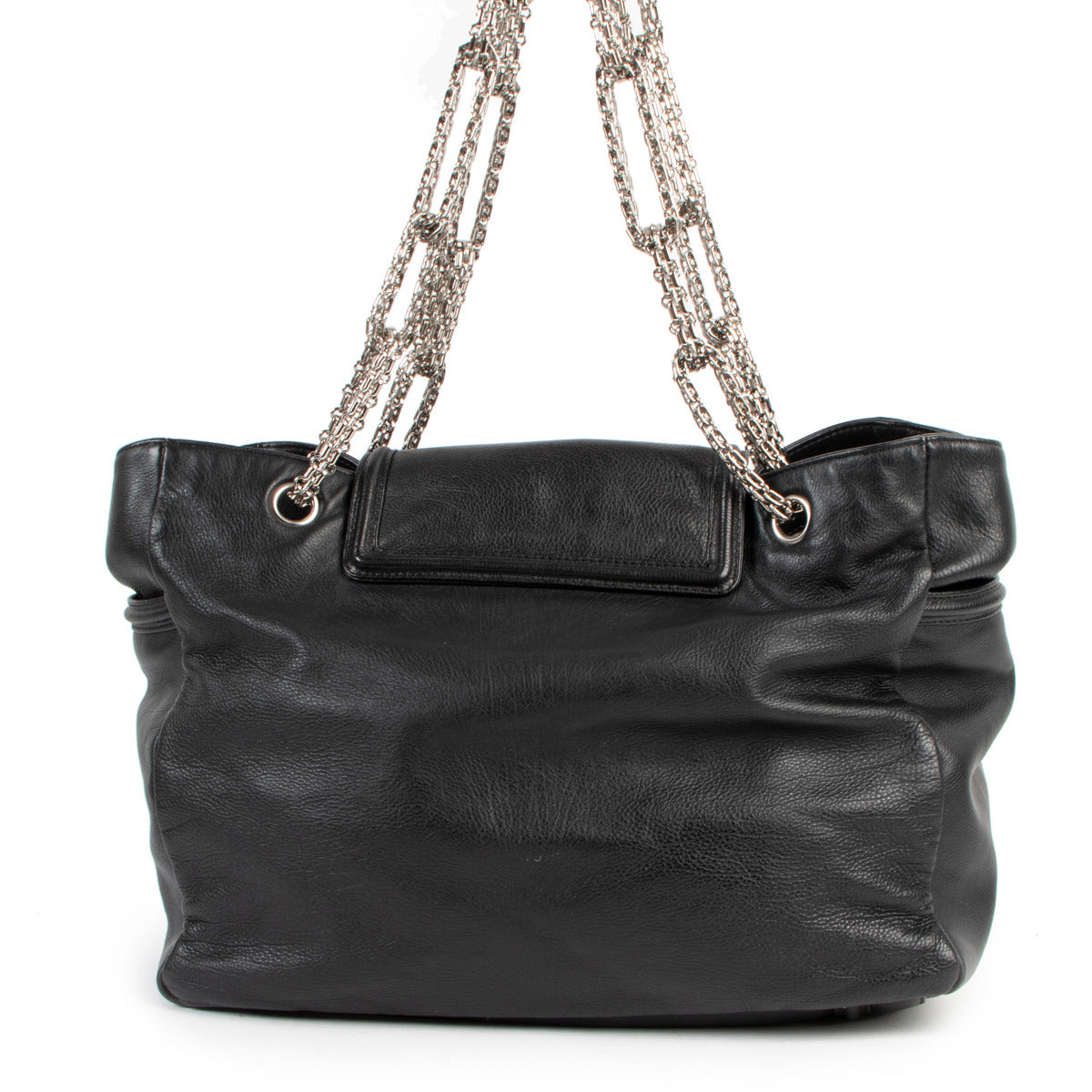Chanel Black Leather Maxi Jumbo 2.55 Shoulder Bag aan de beste prijs bij Labellov tweedehands luxe in Antwerpen