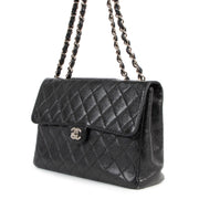 Shop safe online at Labellov in Antwerp this 100% authentic second hand Chanel Black Quilted Caviar Leather Shoulder Bag