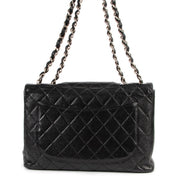 Shop safe online at Labellov in Antwerp this 100% authentic second hand Chanel Black Quilted Caviar Leather Shoulder Bag
