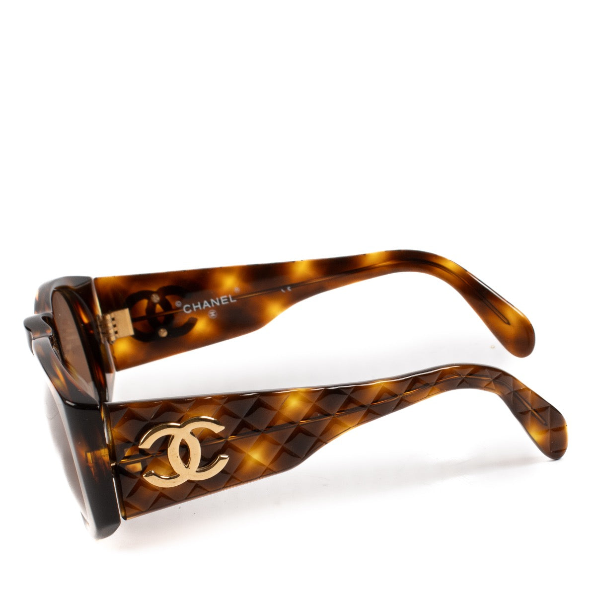 shop 100% authentic second hand Chanel Brown Sunglasses on Labellov.com