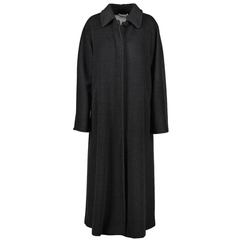 Shop now for your pre-loved, 100% authentic Max Mara coats, at Labellov.