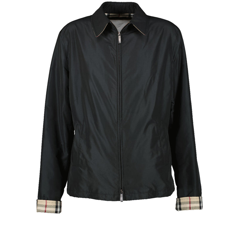 Buy authentic second hand Burberry Black Windbreaker Jacket in good condition at Labellov in Antwerp.