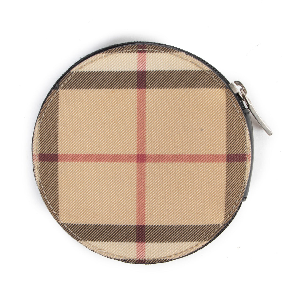 Shop safe online at Labellov in Antwerp this 100% authentic second hand Burberry Checked Canvas Coin Wallet