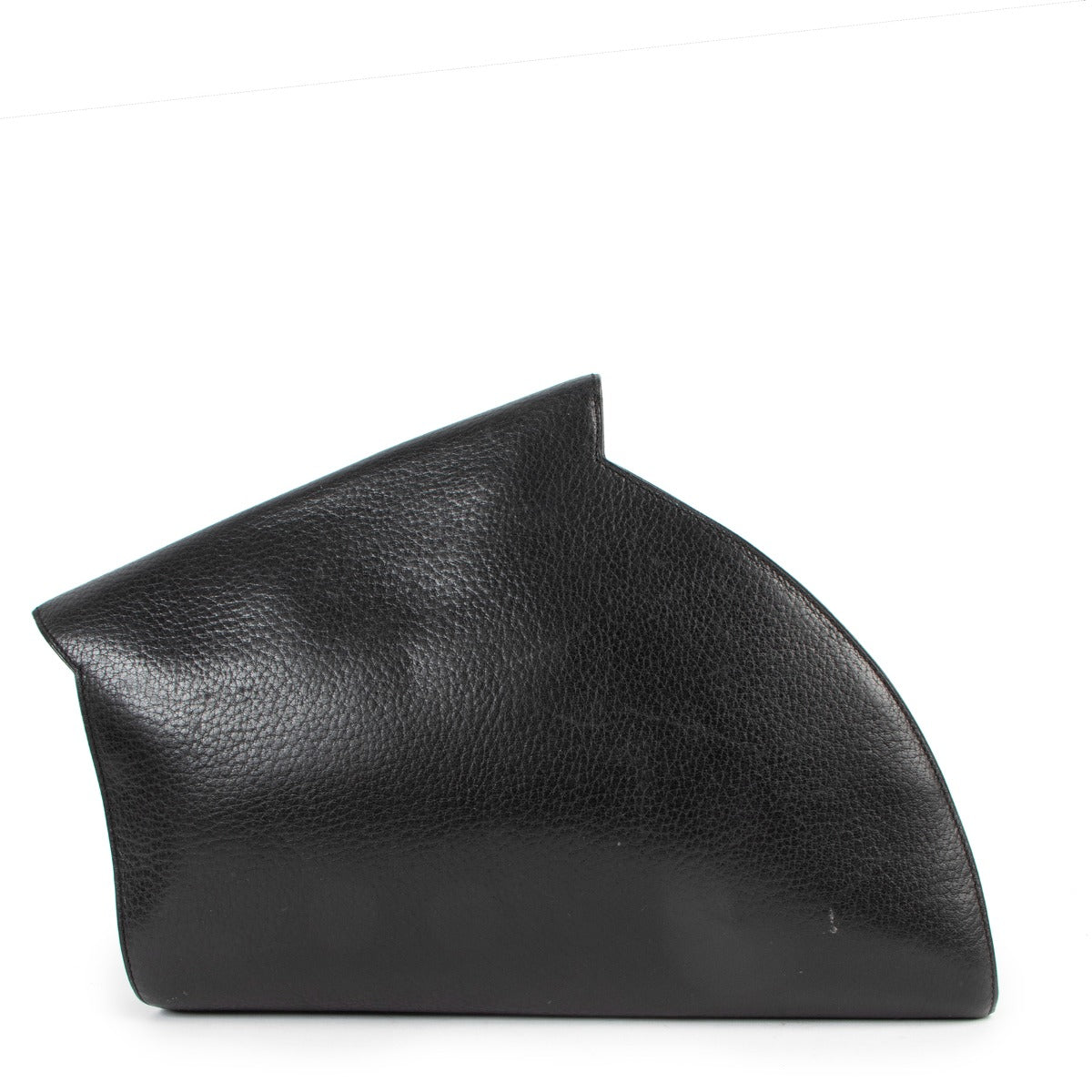 Buy authentic second hand Delvaux grained leather Black Clutch in good condition at Labellov in Antwerp.